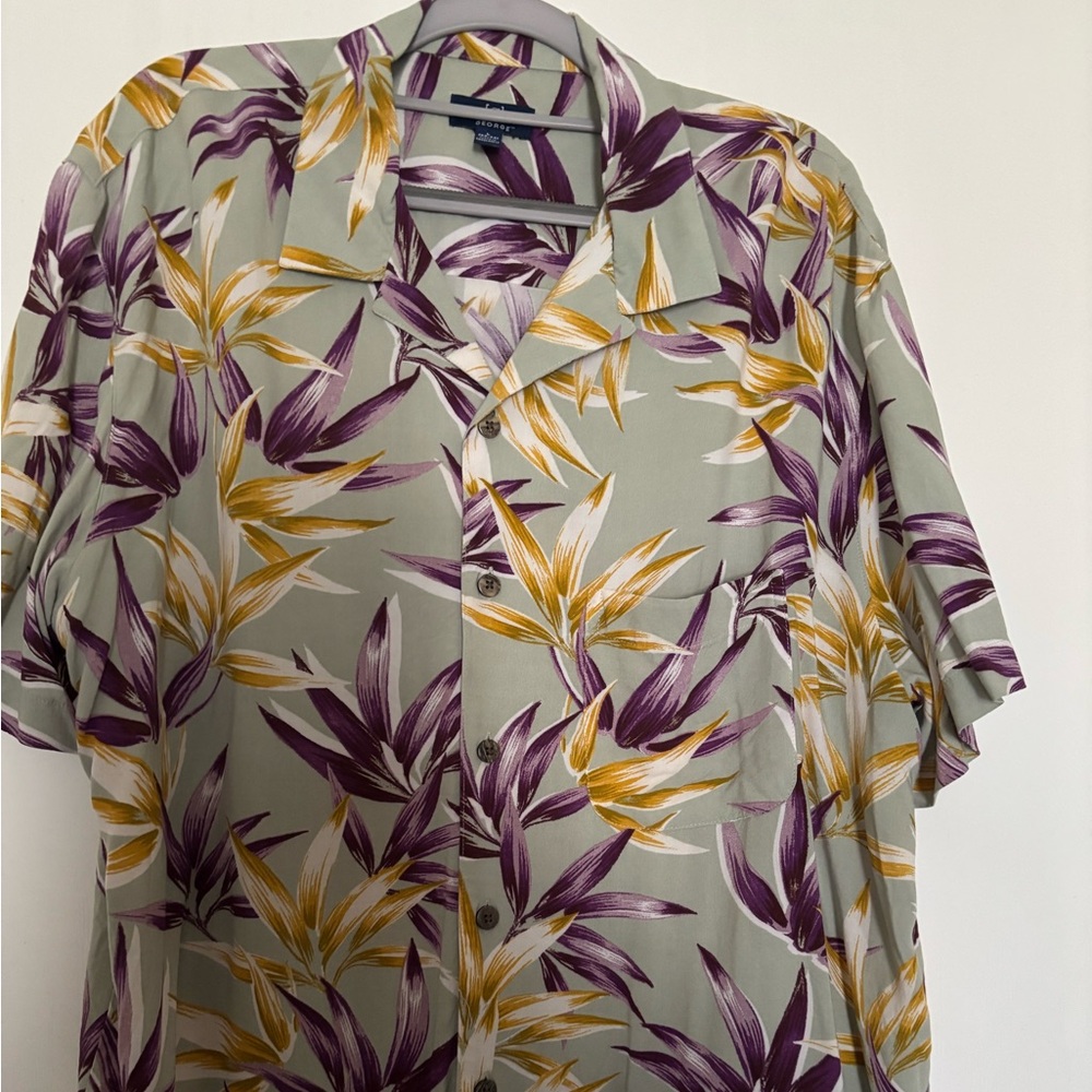 George Men’s Hawaiian Print Button Down Shirt